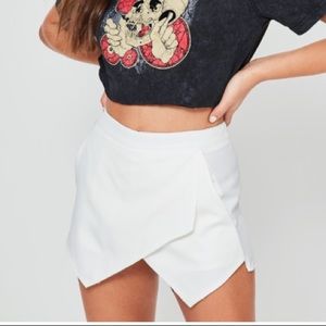 MISS GUIDED white skort